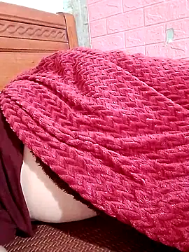 linhbe96xxx online show from November 13, 12:26 pm