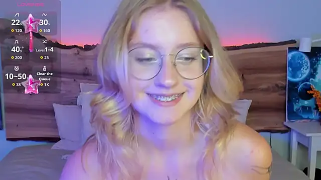 Snapshot of Nerissa_xo chatting on September 17, 7:45 pm Nerissa xo online show from September 17, 7:45 pm