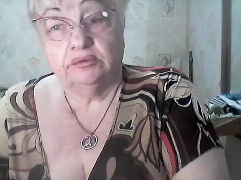 NatalieNorth online show from April 10, 9:43 pm