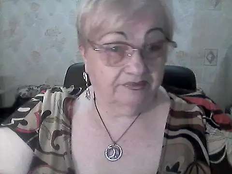 NatalieNorth online show from June 8, 9:03 pm
