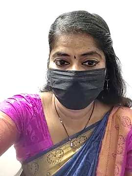 Snapshot of tamil_Sigappu_Roja chatting on October 23, 12:49 am tamil Sigappu Roja online show from October 23, 12:49 am