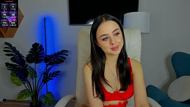 Snapshot of Baby__Lola chatting on September 30, 12:33 pm Baby Lola online show from September 30, 12:33 pm
