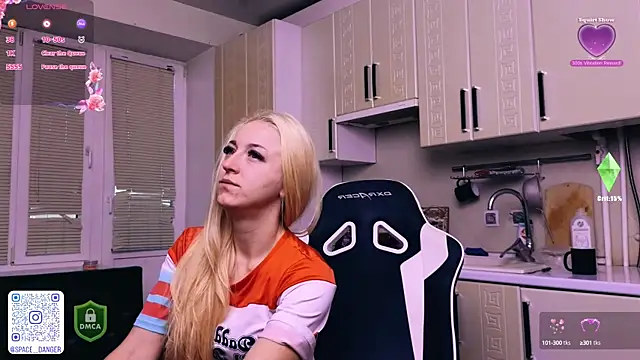 space danger online show from October 14, 4:04 am