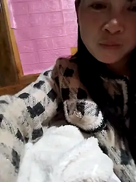 Tiyir597 online show from December 4, 3:35 pm