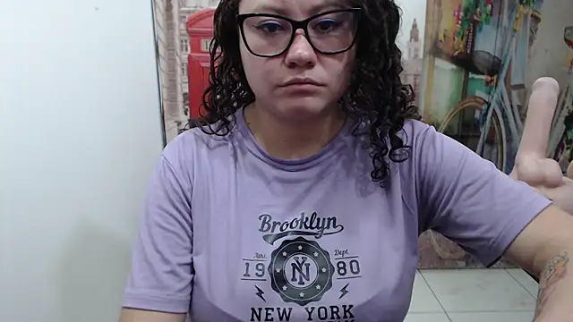 greeneyes nurse online show from October 30, 10:00 pm