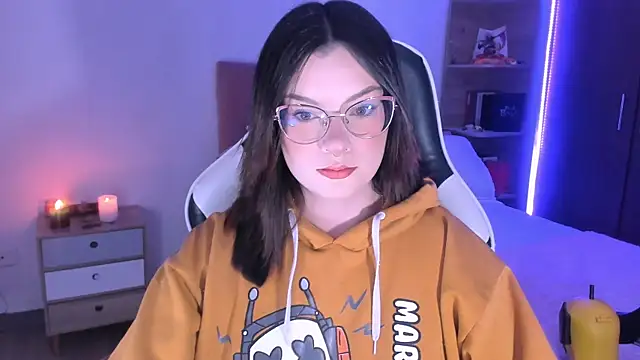 OphelianaRose33 online show from September 8, 11:26 pm