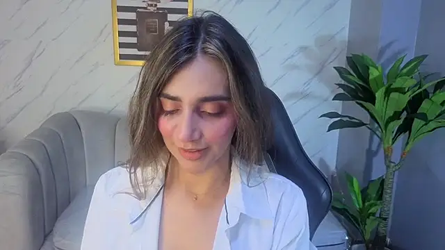 agatha brooks t online show from April 6, 12:39 pm