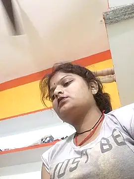 Hot mirchjii online show from October 13, 3:58 pm