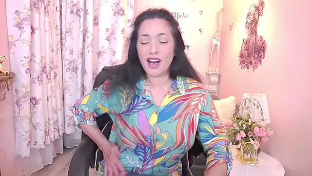 MyLovOne online show from April 19, 11:21 am