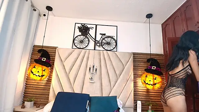 Cinthiabaker online show from October 28, 11:27 am