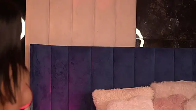 KimNatty online show from October 17, 3:15 pm