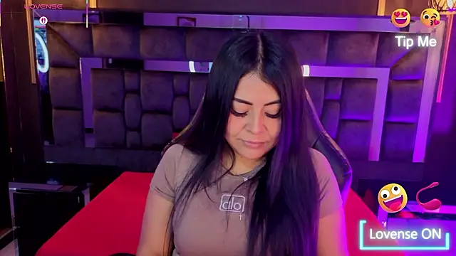 Aniajoness  online show from February 12, 3:30 am