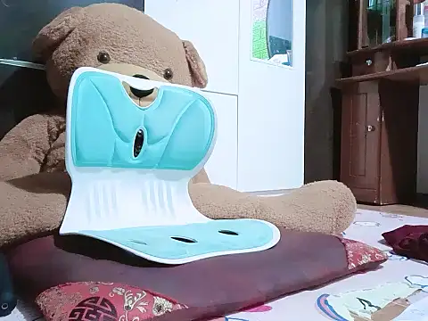 Snapshot of lililove93 chatting on September 24, 2:43 am lililove93 online show from September 24, 2:43 am