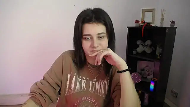 Katrin kiss  online show from November 12, 1:42 pm