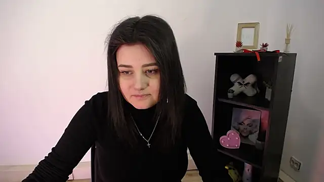 Katrin kiss  online show from February 3, 1:05 pm