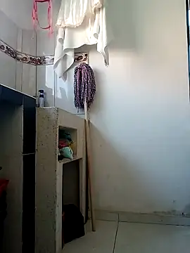 yaneth  online show from September 9, 1:33 pm