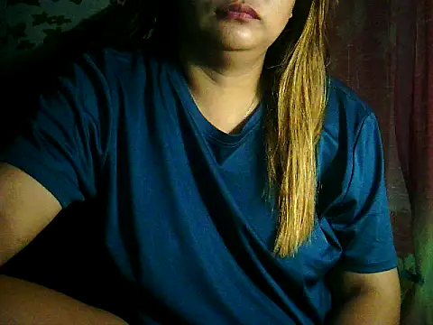 yuana25 online show from April 7, 4:20 pm