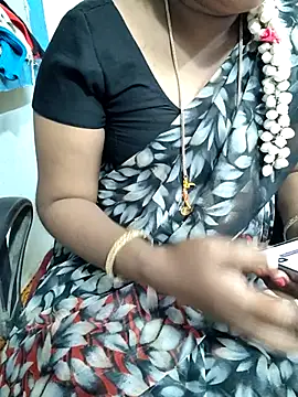 lolida69thamil online show from October 9, 3:49 pm