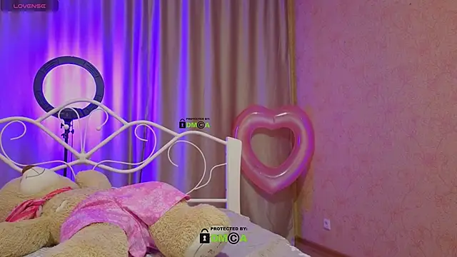 Berkova L online show from November 8, 12:15 am