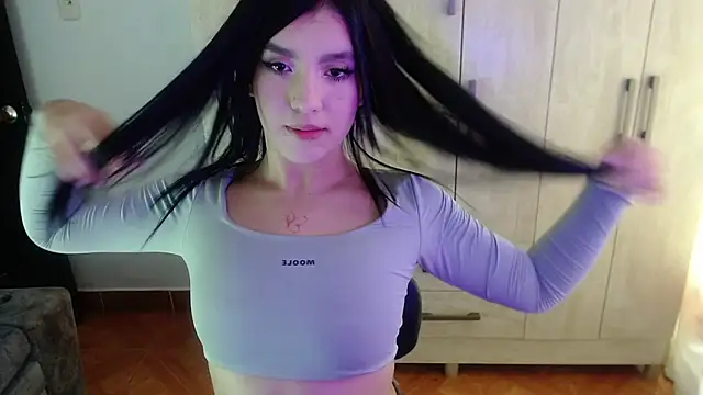 Snapshot of Velvet_28 chatting on October 20, 3:04 pm Velvet 28 online show from October 20, 3:04 pm