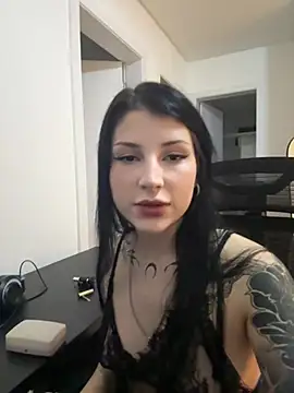 Privad ravenna online show from April 14, 10:32 pm