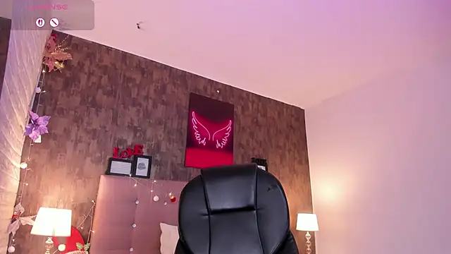 marian  stone online show from December 3, 7:27 pm