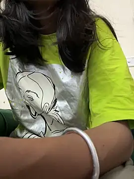 modelnishu online show from October 3, 12:10 pm