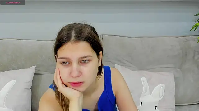 Snapshot of Elle_Ellise chatting on October 10, 1:10 am Elle Ellise online show from October 10, 1:10 am