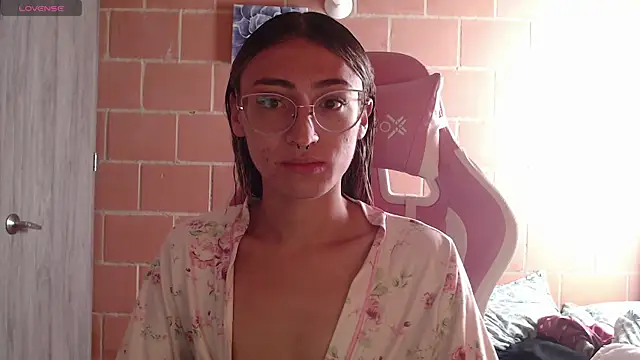 Andrea camilaaa online show from November 10, 1:28 pm