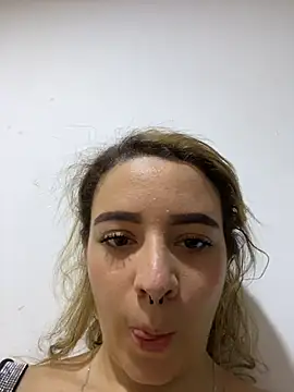 karla-thomsom10 online show from March 26, 10:11 pm