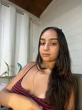 hannahhotwife online show from March 31, 10:43 pm