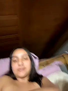 hannahhotwife online show from September 22, 4:33 am