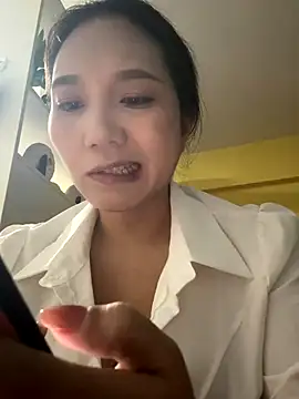 Dujuan-d online show from October 17, 1:36 pm