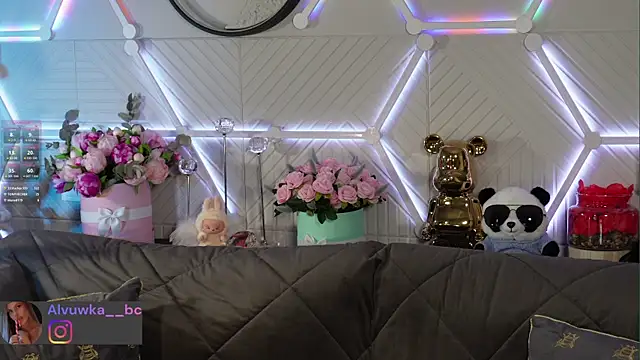 Alvuwkaa online show from February 16, 8:36 am