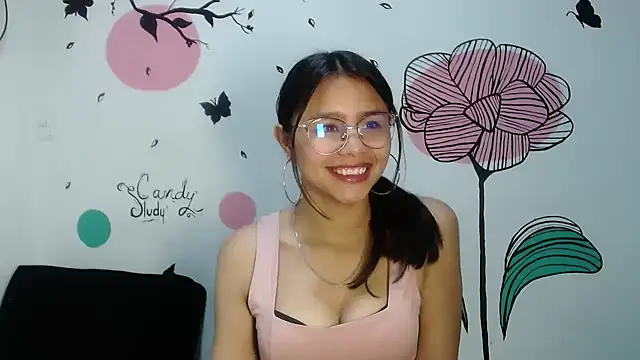 SofieLove 01 online show from October 15, 9:12 am