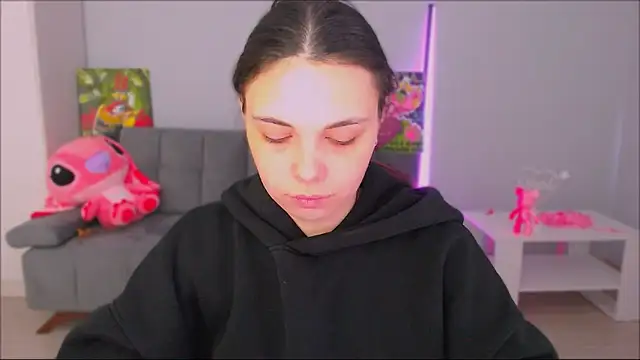 queenofthesense  online show from October 2, 6:40 am