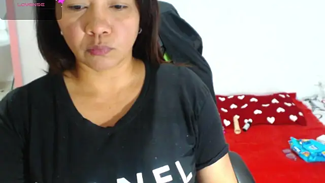 Snapshot of hiilarybrown chatting on September 17, 3:15 am hiilarybrown online show from September 17, 3:15 am