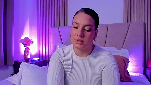 Rachell Jamess online show from November 15, 4:24 am