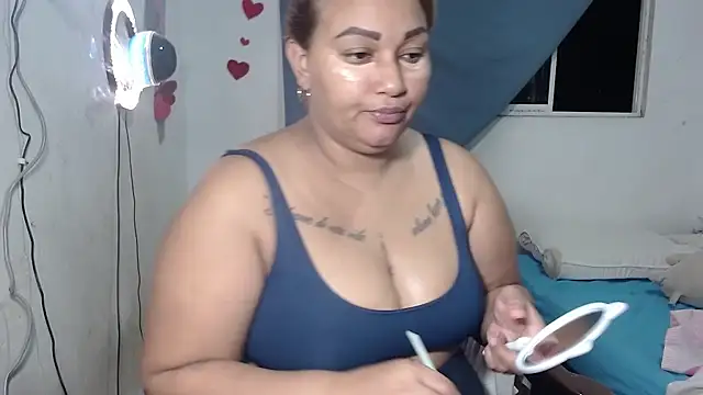 laleska montenegro online show from April 17, 12:24 am