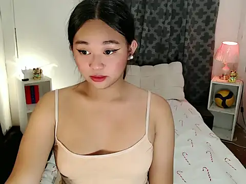 Malia cummer online show from March 17, 7:07 pm