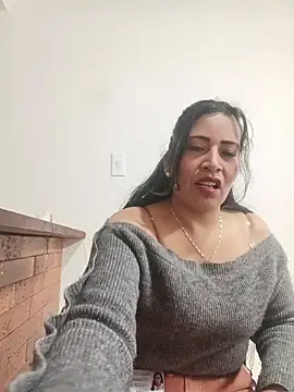 PAULA20- online show from October 25, 3:08 pm