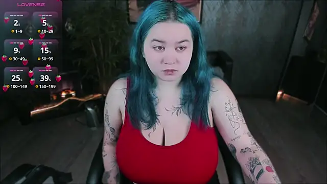 Mira Fyre online show from November 23, 5:25 pm