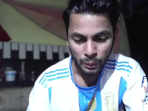 ursdreamperson online show from February 5, 9:56 am