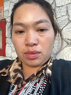 Nhung584 online show from September 16, 10:34 am