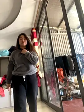 Nhung584 online show from November 28, 1:19 am