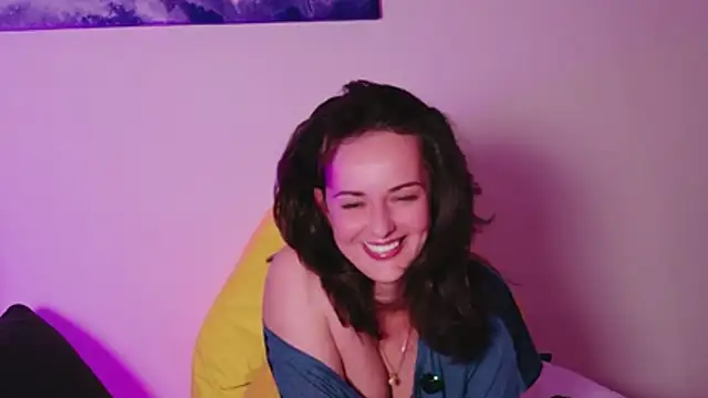 Witch in Silk online show from March 12, 8:33 pm