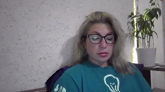 fox red lady7 online show from November 15, 5:47 pm