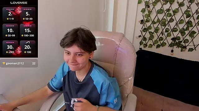 Nathaly ds online show from October 22, 7:30 pm