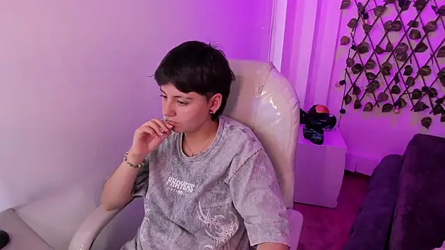 Nathaly ds online show from March 5, 8:26 pm