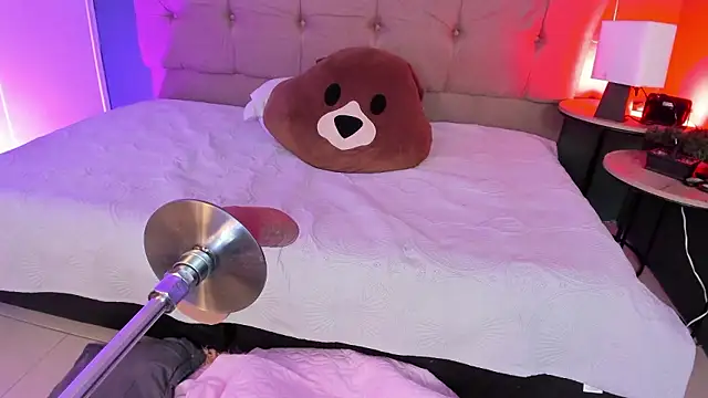 Karol Pagee online show from January 11, 3:55 am